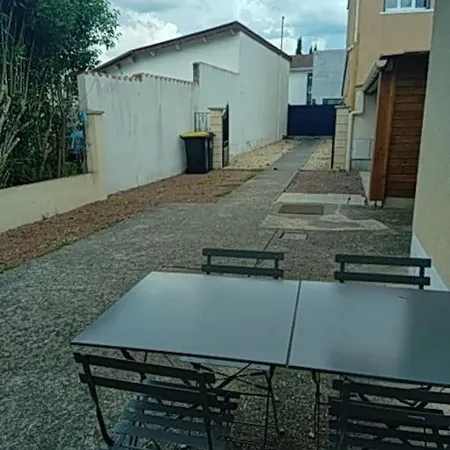 Holiday home Maison Agreable Avec Stationnement Privatif Angouleme